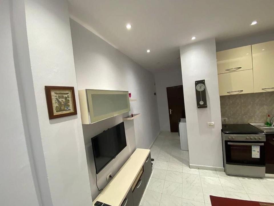 E&B Cosy Apartment Tirana Eksteriør billede