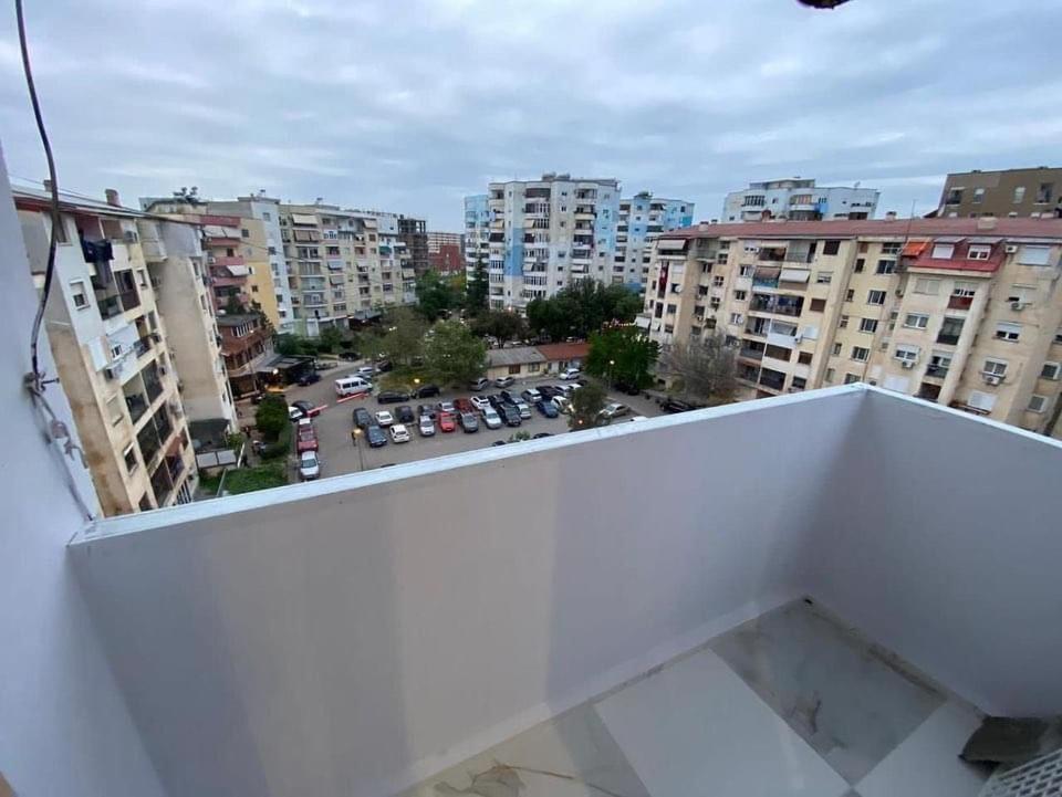 E&B Cosy Apartment Tirana Eksteriør billede